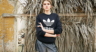 Hoodies & Sweatshirts